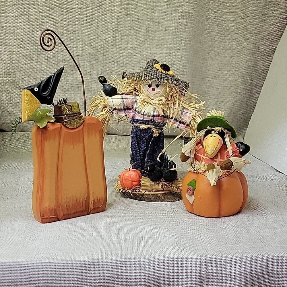 Set of 3 Halloween scarecrow, pumpkin figures